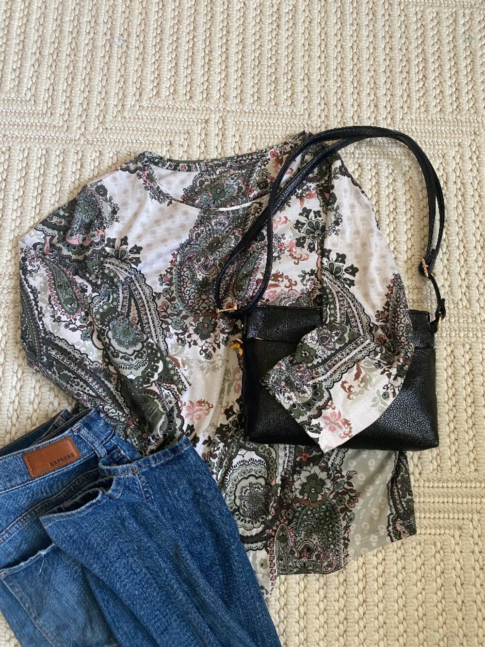 Paisley Blouse with tiny gold details